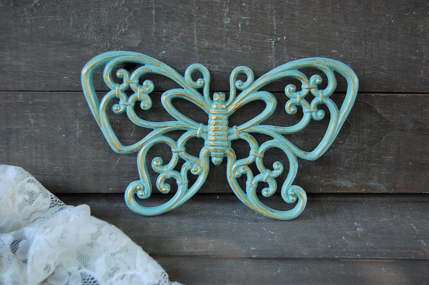 Butterfly wall decor - The Vintage Artistry