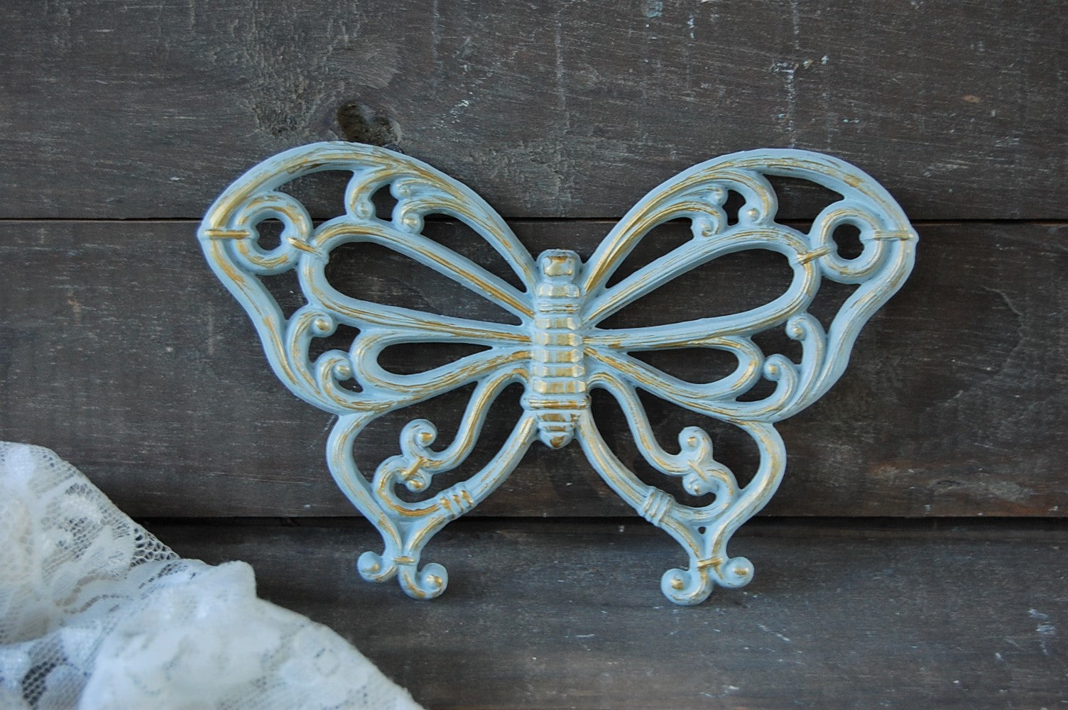 Butterfly wall decor - The Vintage Artistry