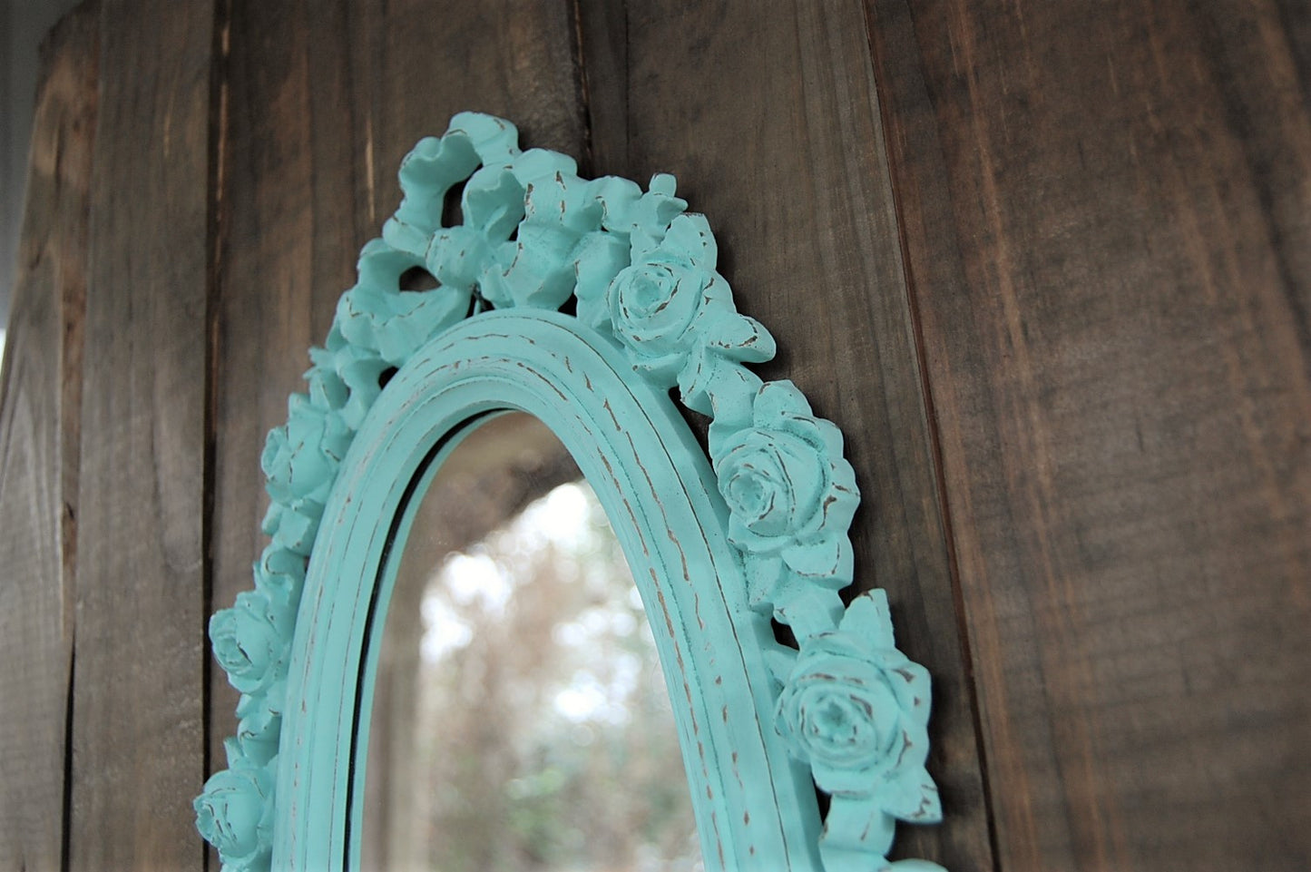 Distressed mint mirror - The Vintage Artistry