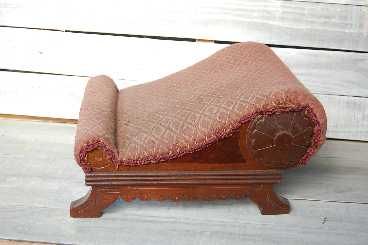 Kantha quilt foot stool
