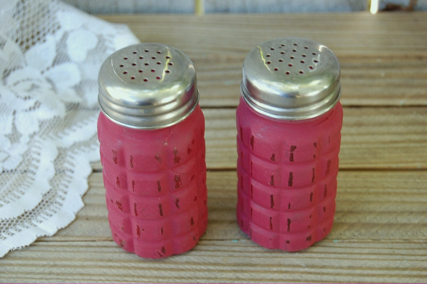 Red salt & pepper shaker set