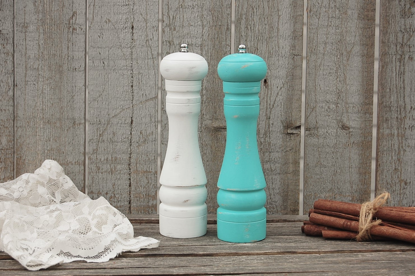 Aqua & white grinder set - The Vintage Artistry