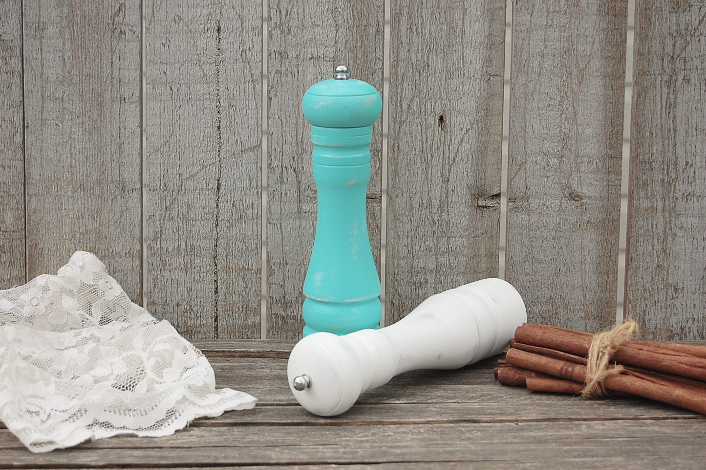 Aqua & white grinder set - The Vintage Artistry