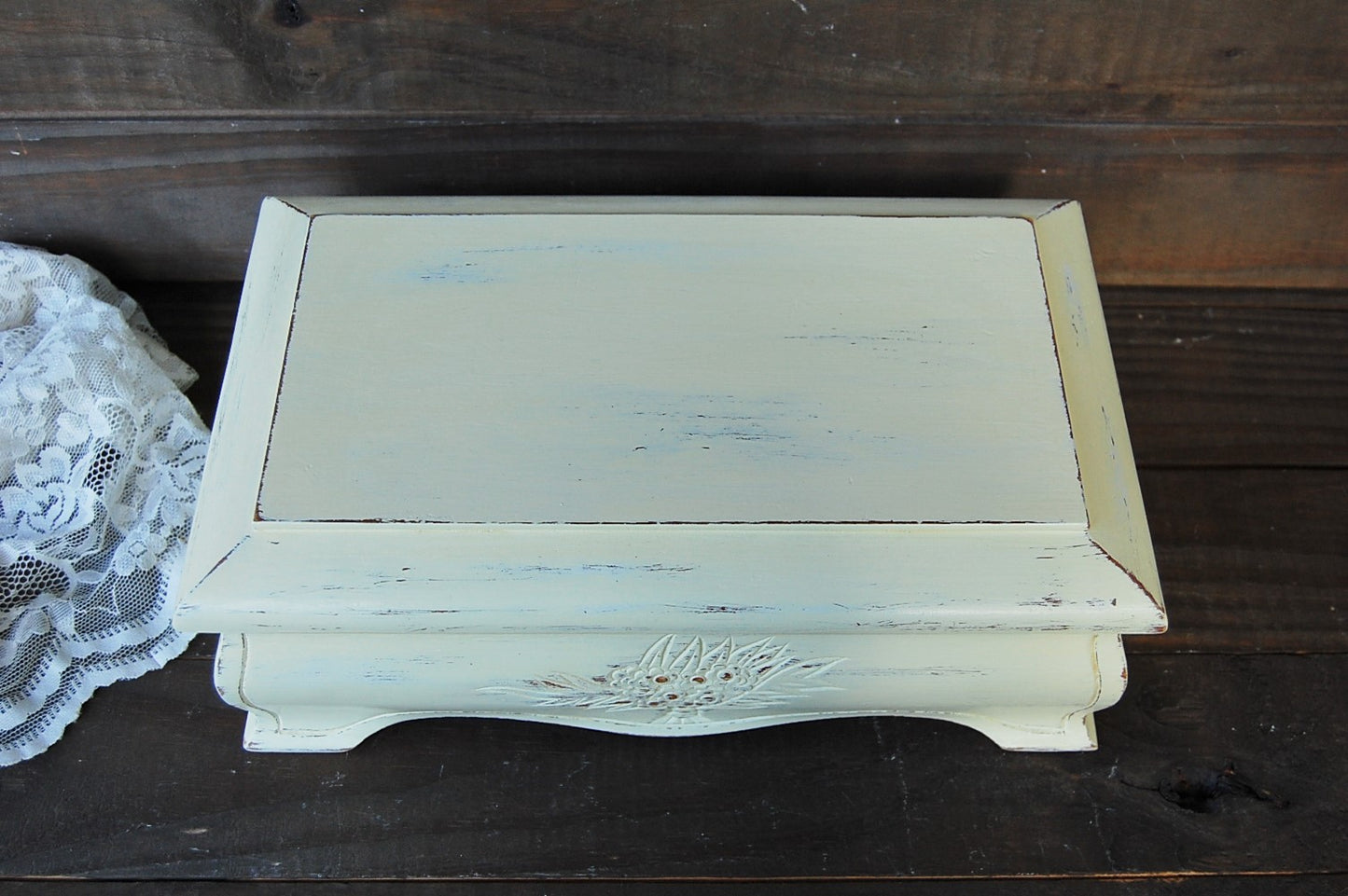 Cherry jewelry chest - The Vintage Artistry