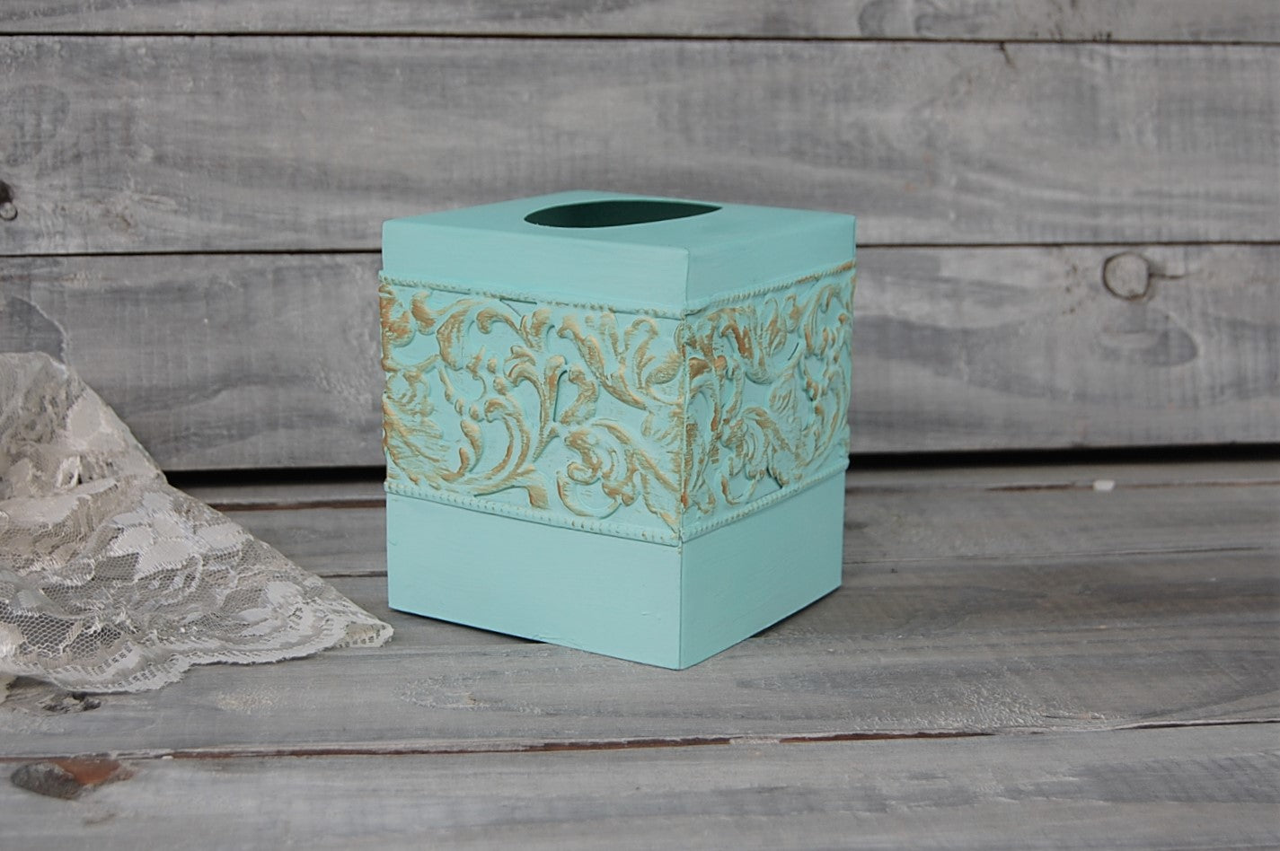 Mint & gold tissue cover