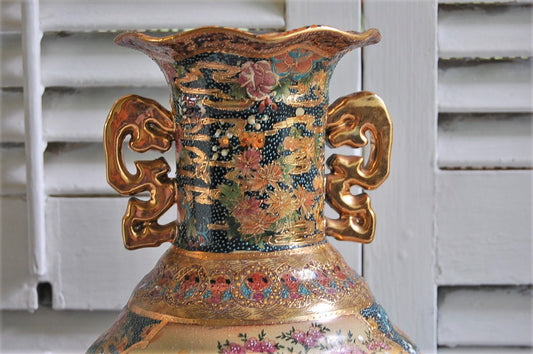 Chinese Satsuma vase
