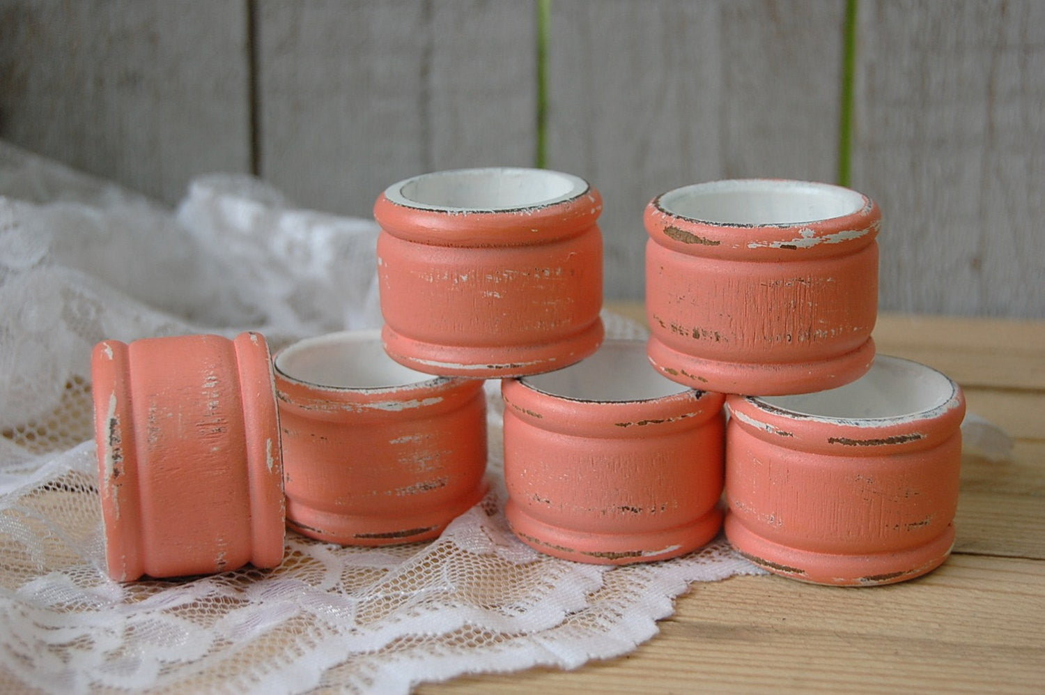 Coral and white napkin rings - The Vintage Artistry