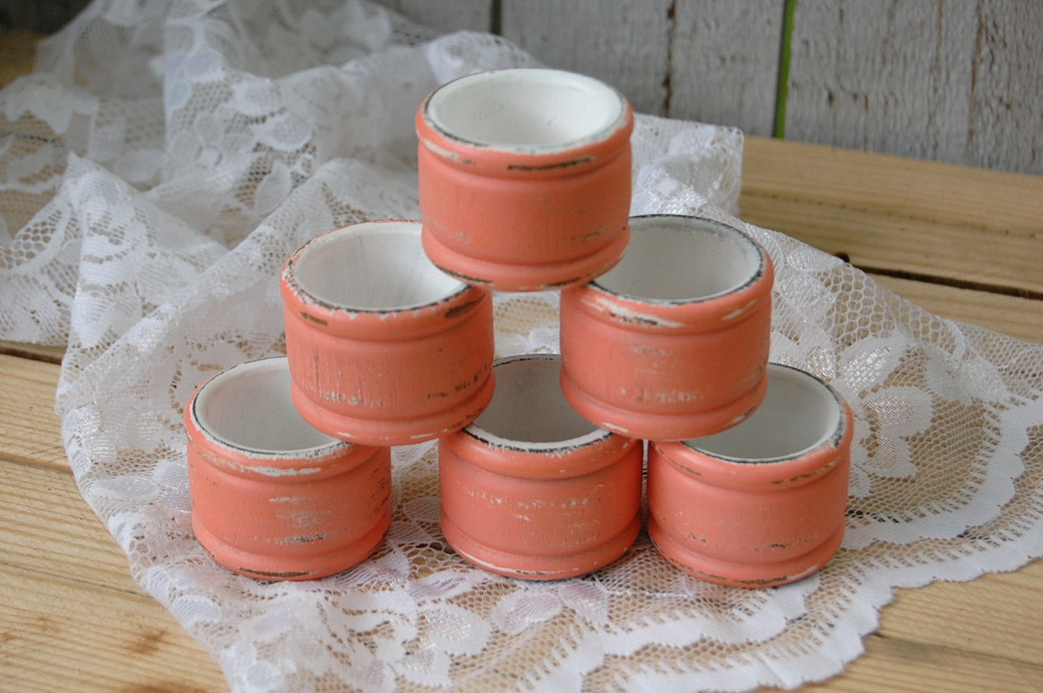 Coral and white napkin rings - The Vintage Artistry