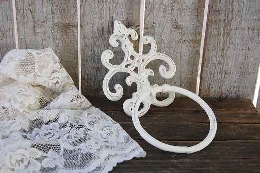 Ivory towel ring - The Vintage Artistry